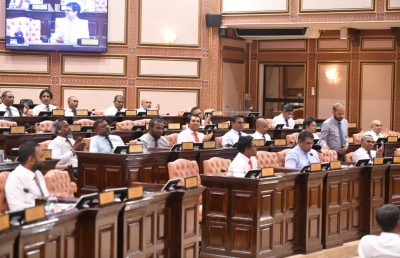 ނޯޓިސްގެ މުއްދަތު ތިން ދުވަހަށް ކުރުކޮށް، މިނިސްޓަރާ އެހެން ސުވާލުތައް ކުރެވޭ ގޮތް ހަދަނީ