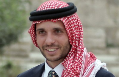 ޖޯޑަންގައި ޝާހީ ކޯޅުންގަނޑެއް: ކުރީގެ ވަލީ އަހުދު ގޭބަންދުގައި