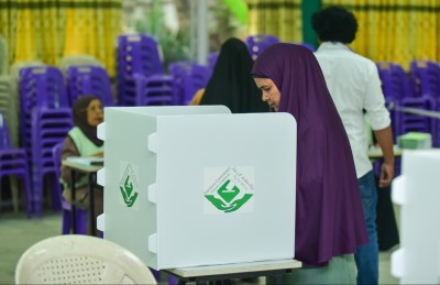 ލޯކަލް އިންތިޚާބު: ކޮވިޑަށް ޕޮޒިޓިވްވި މީހުން ވޯޓުލުމަށް ޚާއްސަ ގަޑިއަކީ ހަވީރު 5 އިން 6 އަށް