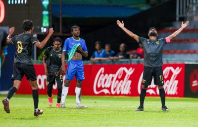 ދިވެހި ލީގުގައި ރިޒޭ 100 ލަނޑު ހަމަކޮށް އާ ރެކޯޑެއް، ލަނޑު ޖެހުމުގެ ފެންވަރު 100 އަކުން 100