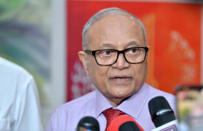 ކޮވިޑް:19- ކޭސްތައް އިތުރުވަނީ ކަންބޮޑުވާ ވަރަށް، މާ ބޮޑަށް ލަސްނުވަނީސް ފިޔަވަޅު އަޅާ: މައުމޫން