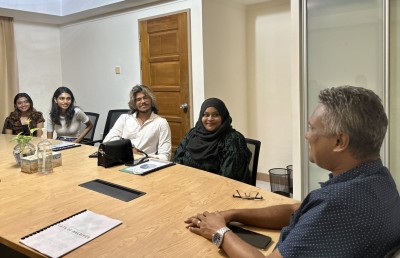 އާޒިމްގެ މޭޔަރު ކަމުގައި ބުޅަލުގެ މައްސަލަ ހައްލުކުރަން ބޮޑު ޕްލޭނެއް