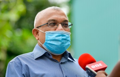 ކުރީގެ ނައިބު ރައީސް ޖިހާދު، ކުރީގެ ބައެއް ފަނޑިޔާރުންނާއެކު ލޯ ފާމެއް އުފައްދަވައިފި