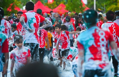 ފަން ރަން: 6،000 އަށް ވުރެ ގިނަ ބައިވެރިންނަށް ބޮޑު މަޖާގަނޑެއް