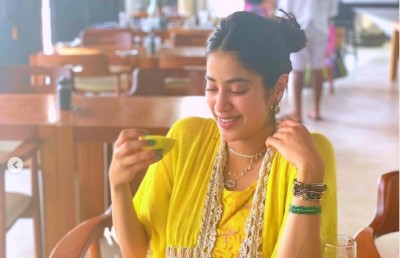 ޖާންވީ ކަޕޫރްގެ ޗުއްޓީ މިރިއަންދޫ ރިސޯޓްގައި