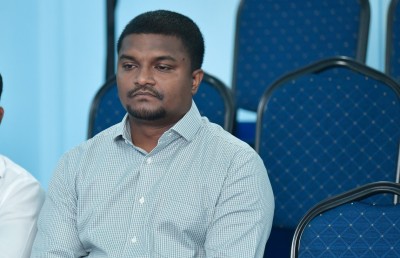 ބަލި ގަބޫލުކޮށްފިން، މާލޭގެ ރައްޔިތުންގެ ތާއީދު ހޯދަން އެމްޑީޕީގެ ސްޓްރެޓެޖީ ބަދަލުކުރަންޖެހޭ: އަނަސް