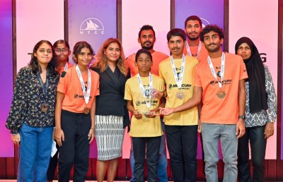 ޓީއެފްޖީ ލޯންގް ރަންގެ ވަނަތަކަށް ދިޔަ ދުވުންތެރިންނަށް މެޑަލް ދީފި