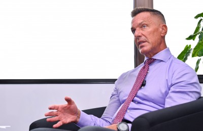 ފްލެޓާއި ފަރުނީޗަރާއި ފޯނާއި ޑޮލަރުގެ ސްކޭމް، އަހަރެއް ތެރޭ 26 މިލިއަން ރުފިޔާ!