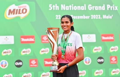 ރެކޯޑަކާ އެކު ފަސޫހާ އަށް އެންމެ މޮޅު އެތުލީޓްގެ އެވޯޑް