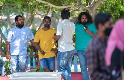 ކޮވިޑްގެ ހަނދާން ނެތް ކަހަލަ، ވޯޓު ލާން ގޮސް ވާހަކައިގައި!
