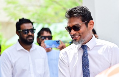 ރައީސާ އެކު ހަސަން ކުރެއްވި މަޝްވަރާގެ ތަފްސީލު ނުދޭތީ އަމްރު ހިތްހަމަނުޖެހިއްޖެ