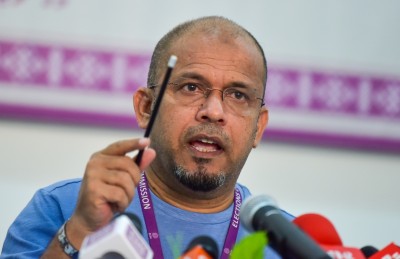 ހަމަނުޖެހުމާ ގުޅޭ ގޮތުން ހުރިހާ ޕާޓީއަކުން ވެސް ހަދަނީ ދޮގު: އީސީ