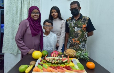 ހަފުލާތަކުގެ ސަގާފަތް ބަދަލުކޮށްލަައިފާނެ ދެމަފިރިން