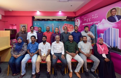 މުއިއްޒަށް އެންމެ ބޮޑު ޔަގީންކަމެއް ލިބުނީ އެމްޑީޕީގެ މެމްބަރުންގެ ވާހަކަތަކުން