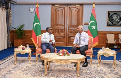 ރައީސް މުއިއްޒު ކުރީގެ ރައީސް ވަހީދާ ބައްދަލުކުރައްވައިފި
