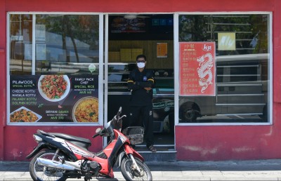 ބަންދު ރޯދަމަހަކަށް ފަހު ރެސްޓޯރަންޓުތައް އަލުން ވިޔަފާރިއަށް