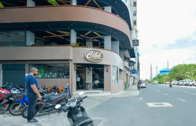 ބަންދު ރޯދަމަހަކަށް ފަހު ރެސްޓޯރަންޓުތައް އަލުން ވިޔަފާރިއަށް