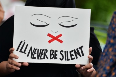 ރޭޕާ ދެކޮޅަށް މަގުމައްޗަށް ނިކުތް ބަޔަކު ހައްޔަރުކޮށްފި