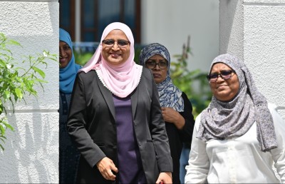 އާޒިމާ، ސަރުކާރާ ގުޅިގެން މާލޭގެ ތަސައްވުރު ބަދަލުކޮށްލާނެ!
