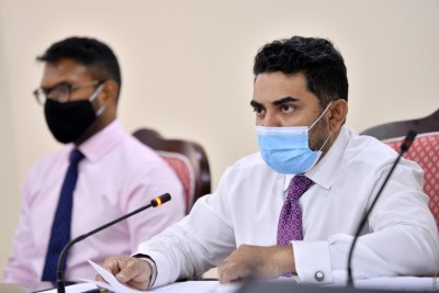 24 މެމްބަރުން ސޮއިކޮށް، އަމީން ވަކިކުރުމުގެ މައްސަލަ މަޖިލީހަށް ވައްދައިފި