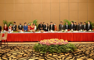 ރައީސަށް ހާއްސަކުރީ ބްރިޖުގެ މޮޑެލް