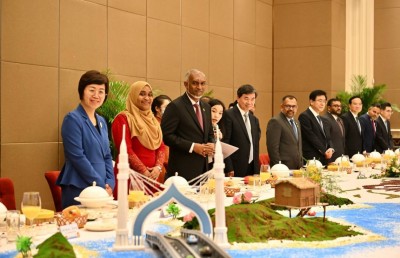 ރައީސަށް ހާއްސަކުރީ ބްރިޖުގެ މޮޑެލް