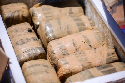 ވައިގެ މަގުން ރާއްޖެ އެތެރެކުރި 3.9 މިލިއަން ރުފިޔާގެ މަސްތުވާތަކެތި އަތުލައިގެންފި