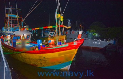 ލަންކާ ސިފައިން މަސްބޯޓަކުން 245 ކިލޯ ޑްރަގްސް އަތުލައިގެންފި