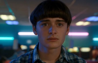 "ސްޓްރޭންޖާ ތިންގްސް" ބޮއިކޮޓްކުރަން ގޮވާލާ އަޑުތައް ގަދަވެއްޖެ