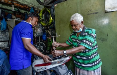 ފޮޓޯ ސްޓޯރީ: ހަސަންފުޅުގެ ހިތްވަރު