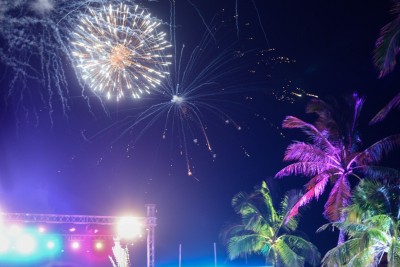 މާލޭގައި ހަވާ އެރުވީ ވެޑިން ސަޕްރައިޒަކަށް