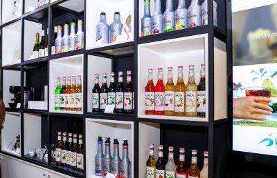 ސިމްޑީ ރެސޫގައި "މޮނިން"ގެ ޕްރޮޑަކްޓުތައް ވިއްކަން ފަށައިފި