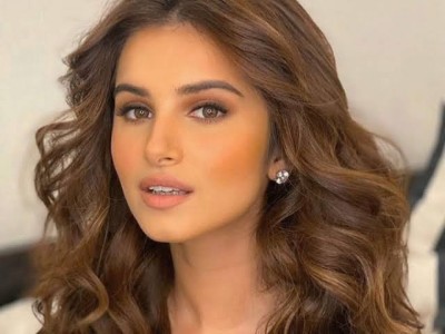 ބަތަލާ ތާރާ ސުތައިރާ ރާއްޖޭގައި