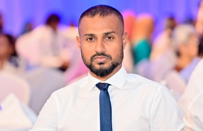 ދިއްދޫގައި 70 މީހުންގެ ވަޒީފާގެ ކޮންޓްރެކްޓް އާ ނުކުރަން ނިންމީ މަސައްކަތް ހުއްޓިފައި އޮތުމުން: މުއާޒު