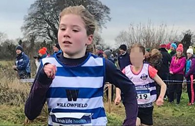 ބާރަ އަހަރުގެ ކުއްޖަކު 5 ކިލޯމީޓަރަށް 16 މިނެޓުން ދުވެފި