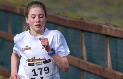 ބާރަ އަހަރުގެ ކުއްޖަކު 5 ކިލޯމީޓަރަށް 16 މިނެޓުން ދުވެފި