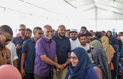 ރައީސް މުއިއްޒު ބޭނުންފުޅުވަނީ މަދުވެގެން 62 ގޮނޑި!