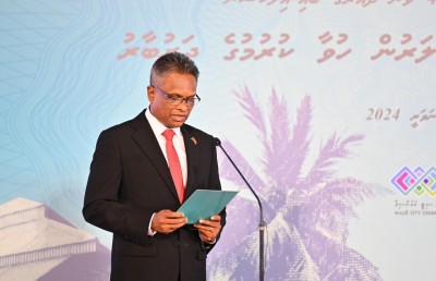 އާޒިމް އެދިވަޑައިގަތީ މާލޭގެ ބޯހިޔާވަހިކަމަށް އެމްޑީޕީގެ ސިޔާސަތު ތަންފީޒު ކޮށްދޭން