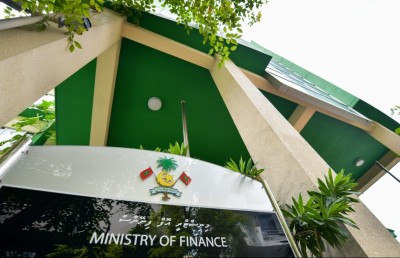 ސޮވަރިން ފަންޑަށް މިހާރު ފައިސާ ޖަމާކުރަނީ ޑޮލަރުން: ފިނޭންސް މިނިސްޓްރީ