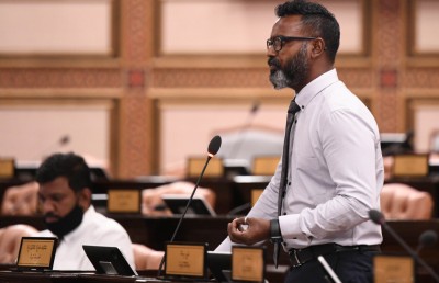 މީހުން ދިިރިއުޅޭ ރަށްރަށުގައި ބަނގުރާ ވިއްކޭނެ ގޮތަކީ ކޮބައިތޯ ހޯދަންޖެހޭ: ޝަހީމް
