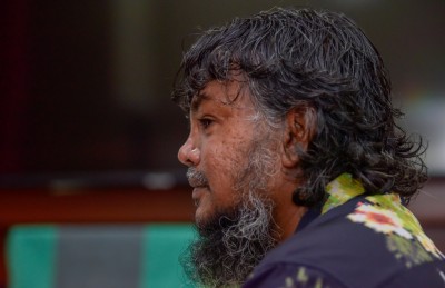 އެތައް ފަހަރަކު "މަރުވި" ޒުވާނާ އެހެން ސިފައެއްގައި!