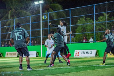 ޑަބްލިއުއެސްއޭ ހޭންޑްބޯލް ބެޓްލް: ފެމިލީ ބޭކަރސް އާއި ނިއުއޭޖް އަދި ނޮޅިވަރަމް ފައިނަލަށް