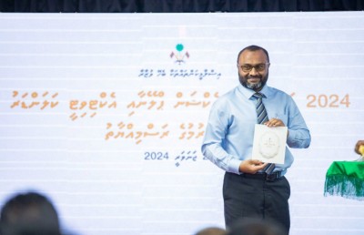 ހިދުމަތްކުރަން އެނބުރި އަދި އަންނާނަން: ޑރ. ޝަހީމް