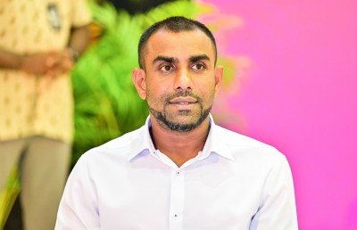މިއަހަރު 2.3 މިލިއަން ޓޫރިސްޓުން ގެނެވޭނެ: ފައިސަލް