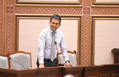 ސައީދުގެ ވޯޓުގައި އެމްޑީޕީގެ ފަސް މެމްބަރަކު ވިޕާ ހިލާފުވި!