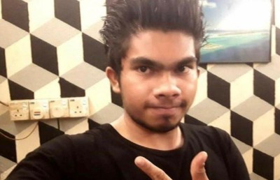 ރައްޓެހިންތަކަކާ އެކު މޫދަށް އެރުނު ޒުވާނަކު ގެނބިގެން މަރުވެއްޖެ