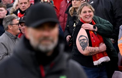 ކްލޮޕްގެ ފެއާވެލް އެންފީލްޑްގައި ފެށިއްޖެ، ފުރަތަމަ ވެސް ނޯރިޗް އަތުން ބޮޑު މޮޅެއް