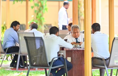 އުޝާމާއި ހައިދަރު އަދި ޝަހީމަށް ރުހުން ނުލިބުނު!