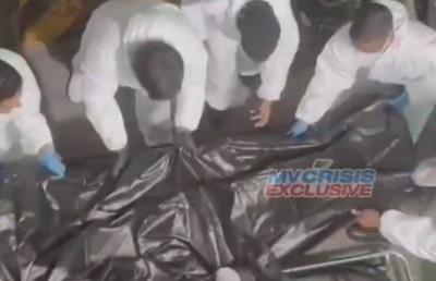 ޑޮކްޓަރަށް ދައްކަން މާލެ އައި މީހަކު ގެއެއްގެ ތެރޭގައި މަރުވެ، ކުނިވެފައި އޮއްވައި ފެނިއްޖެ