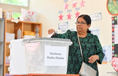 ޕީޕީއެމް/ޕީއެންސީ ޕްރައިމަރީ: 32 އަންހެނުން ތެރެއިން ކާމިޔާބުވީ އެންމެ ކެންޑިޑޭޓަކަށް!